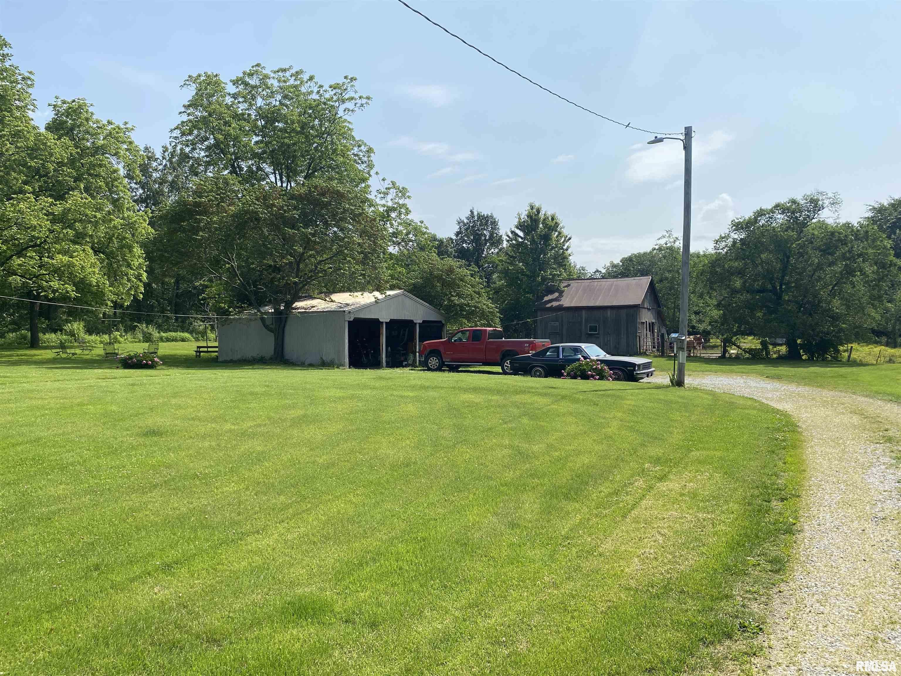 9504 Jolliff Bridge Road Centralia, IL 62801 - Photo 14 of 21 Gallery Image 14