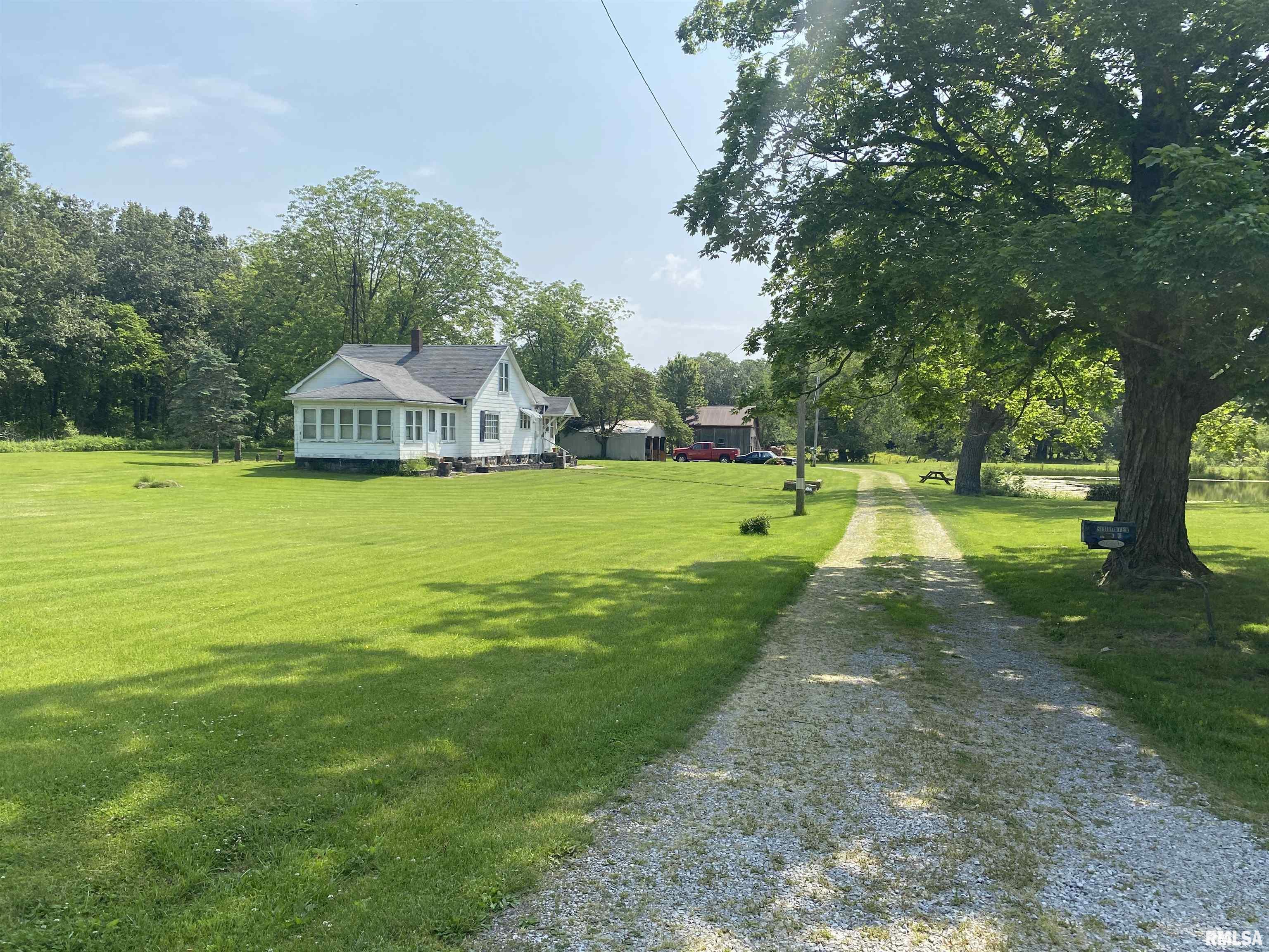 9504 Jolliff Bridge Road Centralia, IL 62801 - Photo 5 of 21 Gallery Image 5