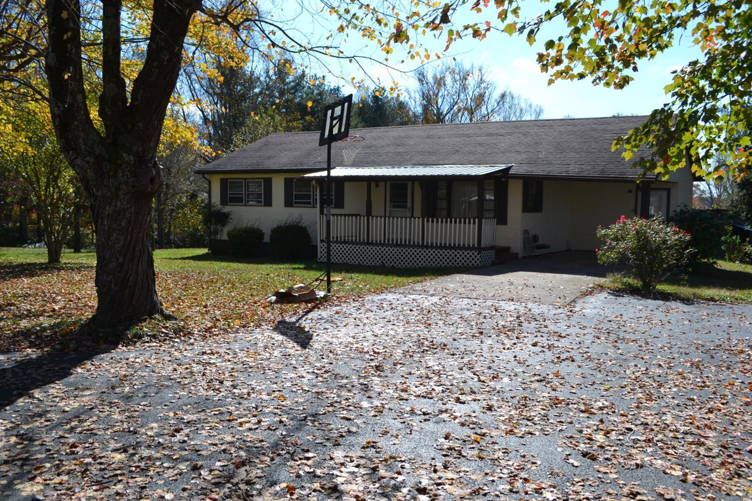 8069 Barbourville Road London, KY 40744 - Photo 12 of 55 Listing Photo