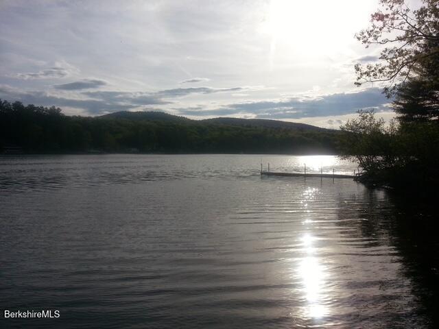 19 Sackman Way Monterey, MA 01230 - Photo 3 of 40 Lake Buel