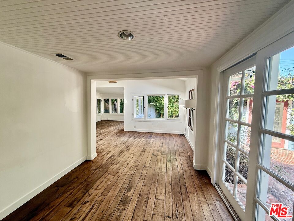 3419 Strongs Drive Marina del Rey, CA 90292 - Photo 10 of 33 a view of a room with wooden floor and a window