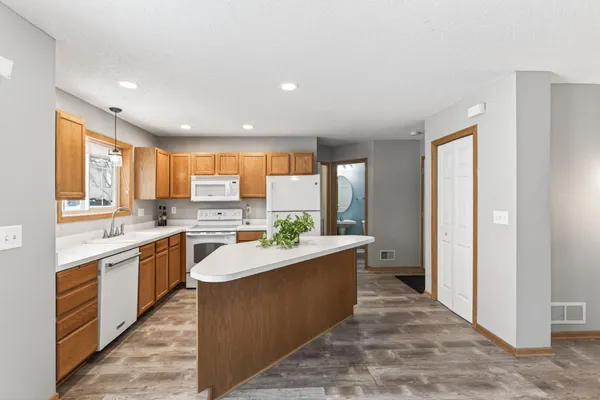 $245,000 | 15057 Dunwood Trail, Unit 58, Apple Valley, MN 55124