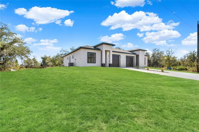 $1,800 | 66 Organ Street, Unit 66, Punta Gorda, FL 33982