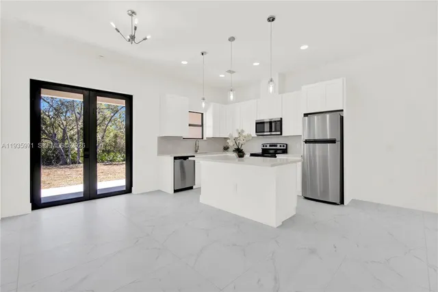 $1,800 | 66 Organ Street, Unit 66, Punta Gorda, FL 33982