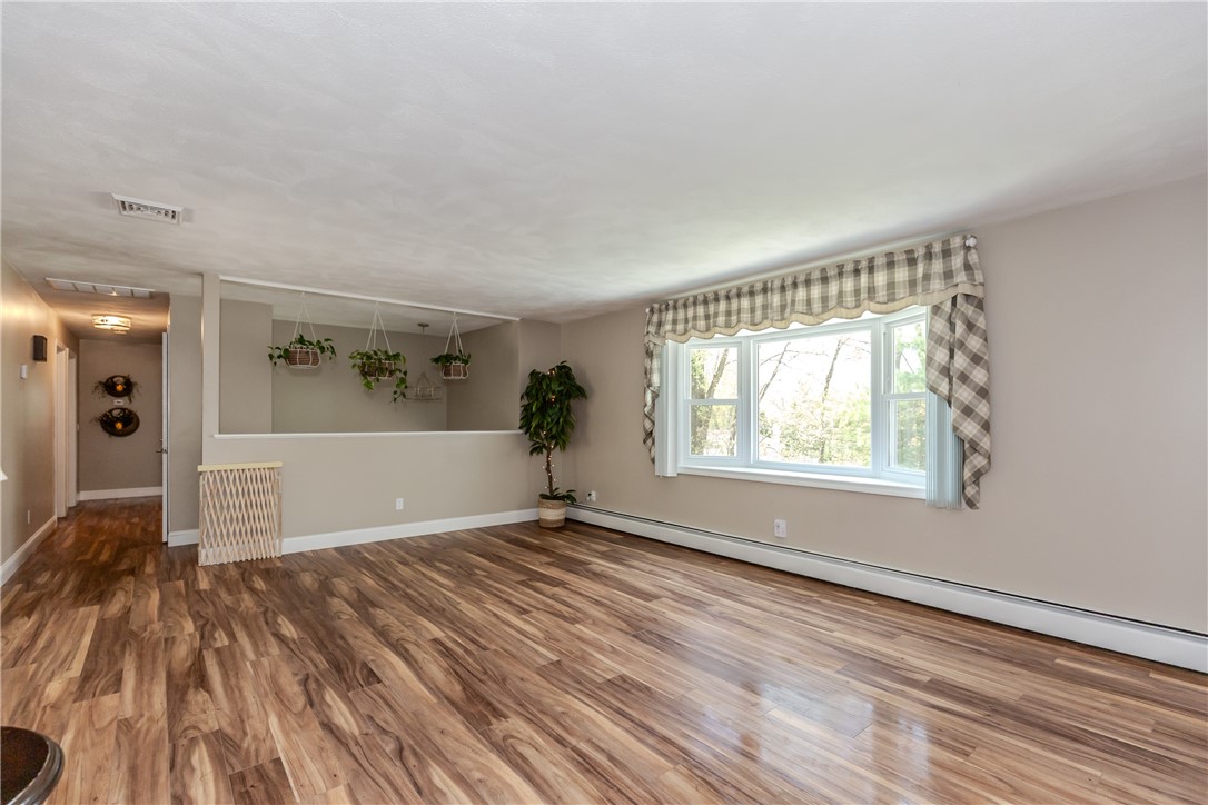 4 Clark Road Smithfield, RI 02917 - Photo 5 of 50