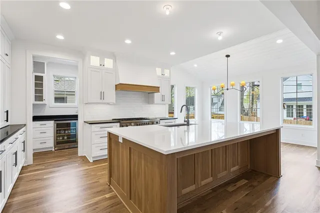 $1,550,000 | 4016 West 67th Terrace, Prairie Village, KS 66208