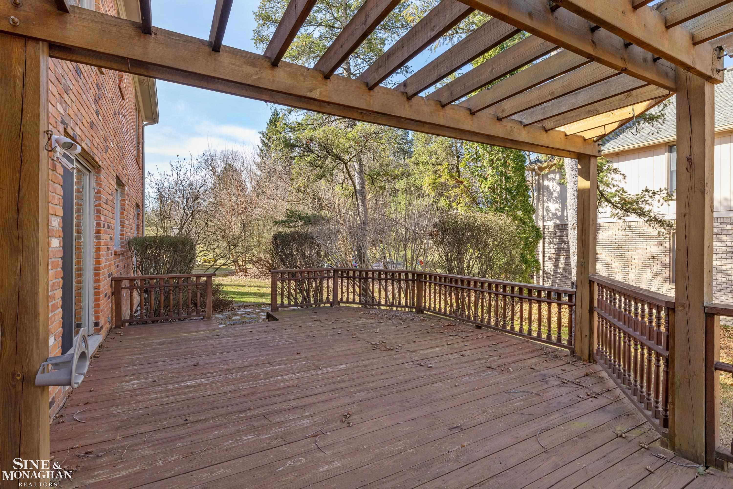 610 Deerfield Court Rochester, MI 48309 - Photo 46 of 55 50169343-c87b35bb-f2c4-40f8-9a69-cce494b0fa93.JPG