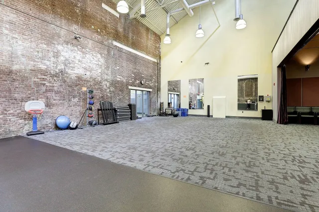 $3,700 | 187 Wayne Street, Unit C409, Jersey City, NJ 07302