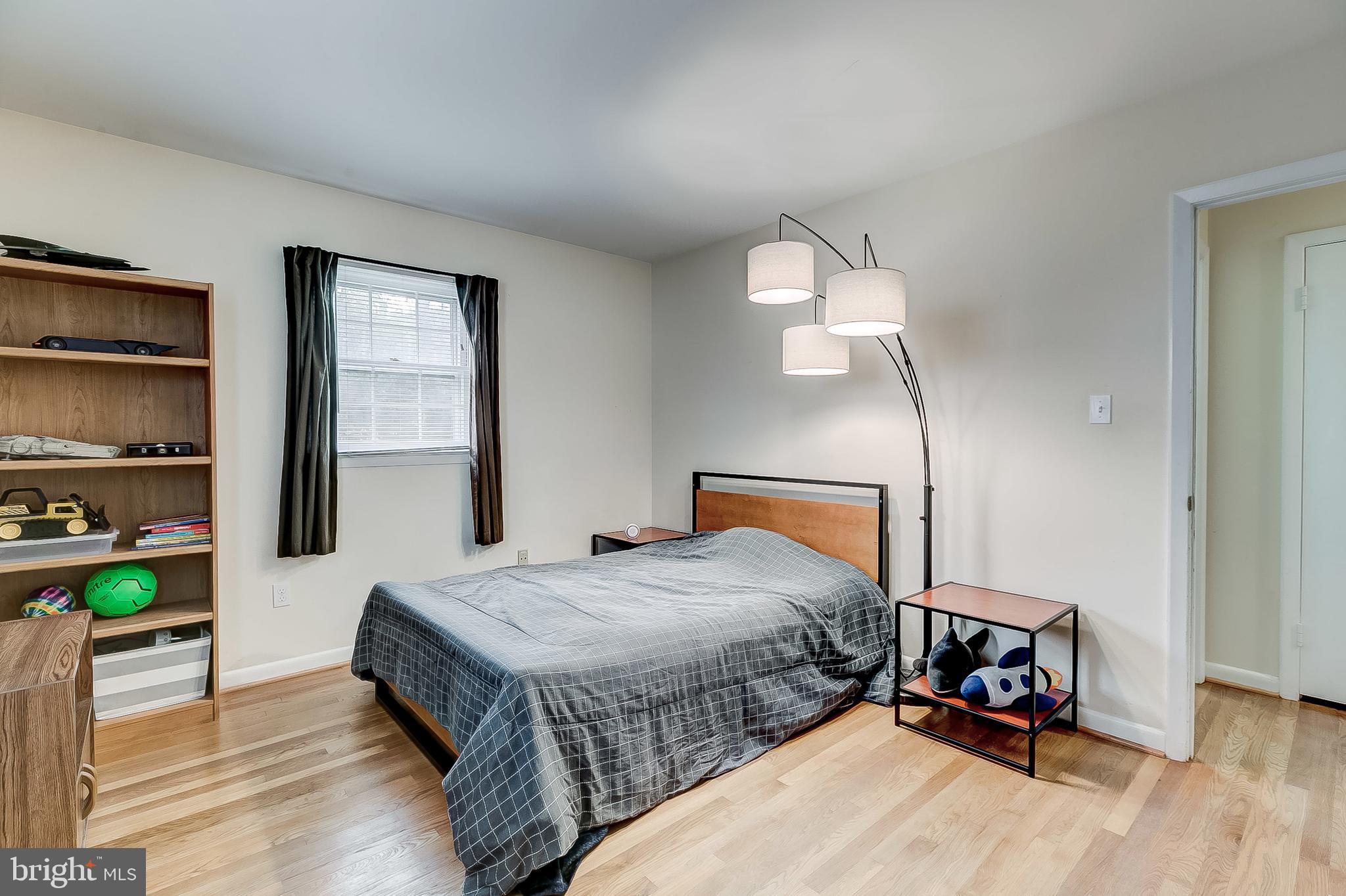 1213 Keithmont Road Baltimore, MD 21228 - Photo 17 of 32