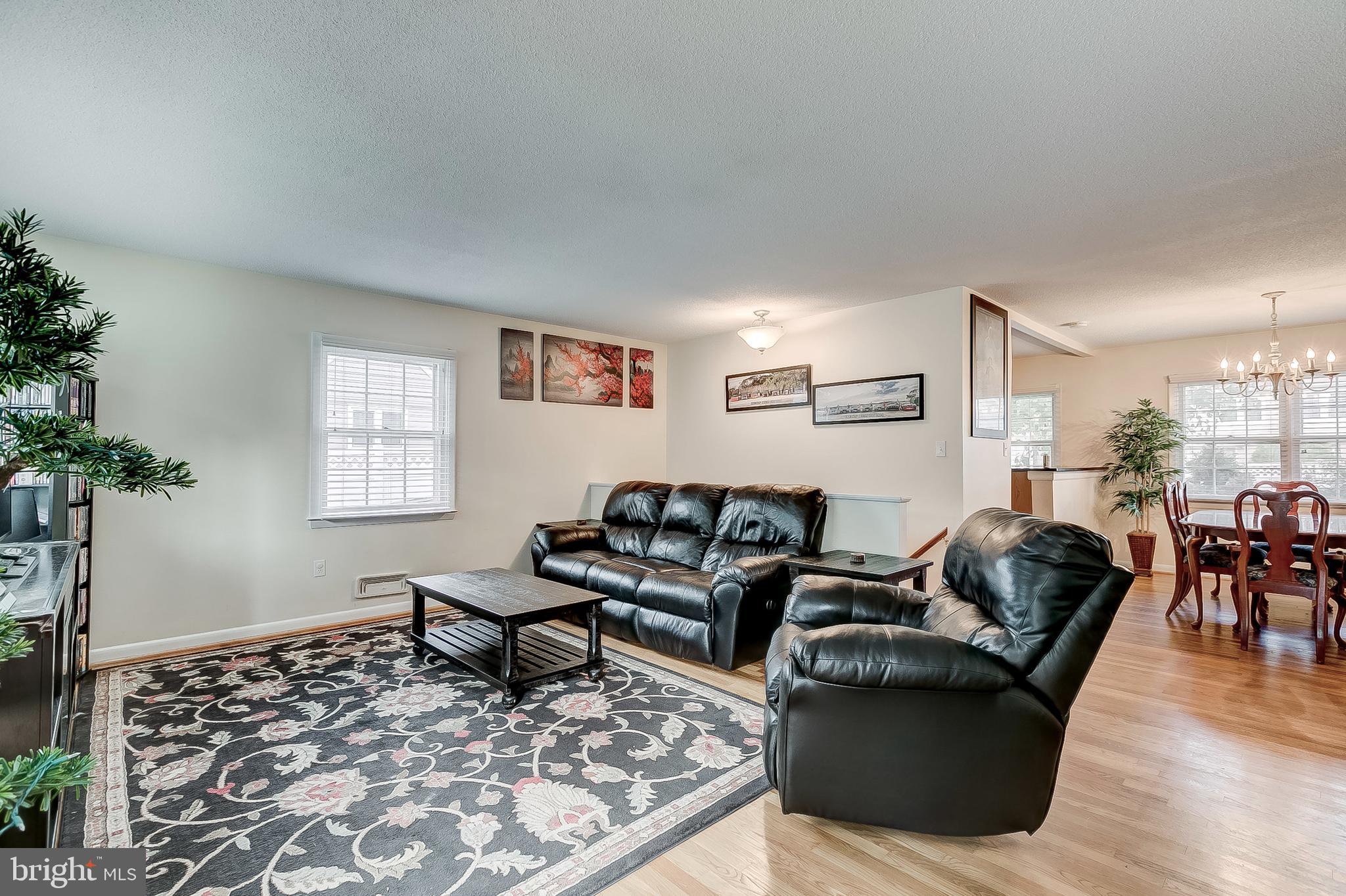 1213 Keithmont Road Baltimore, MD 21228 - Photo 7 of 32