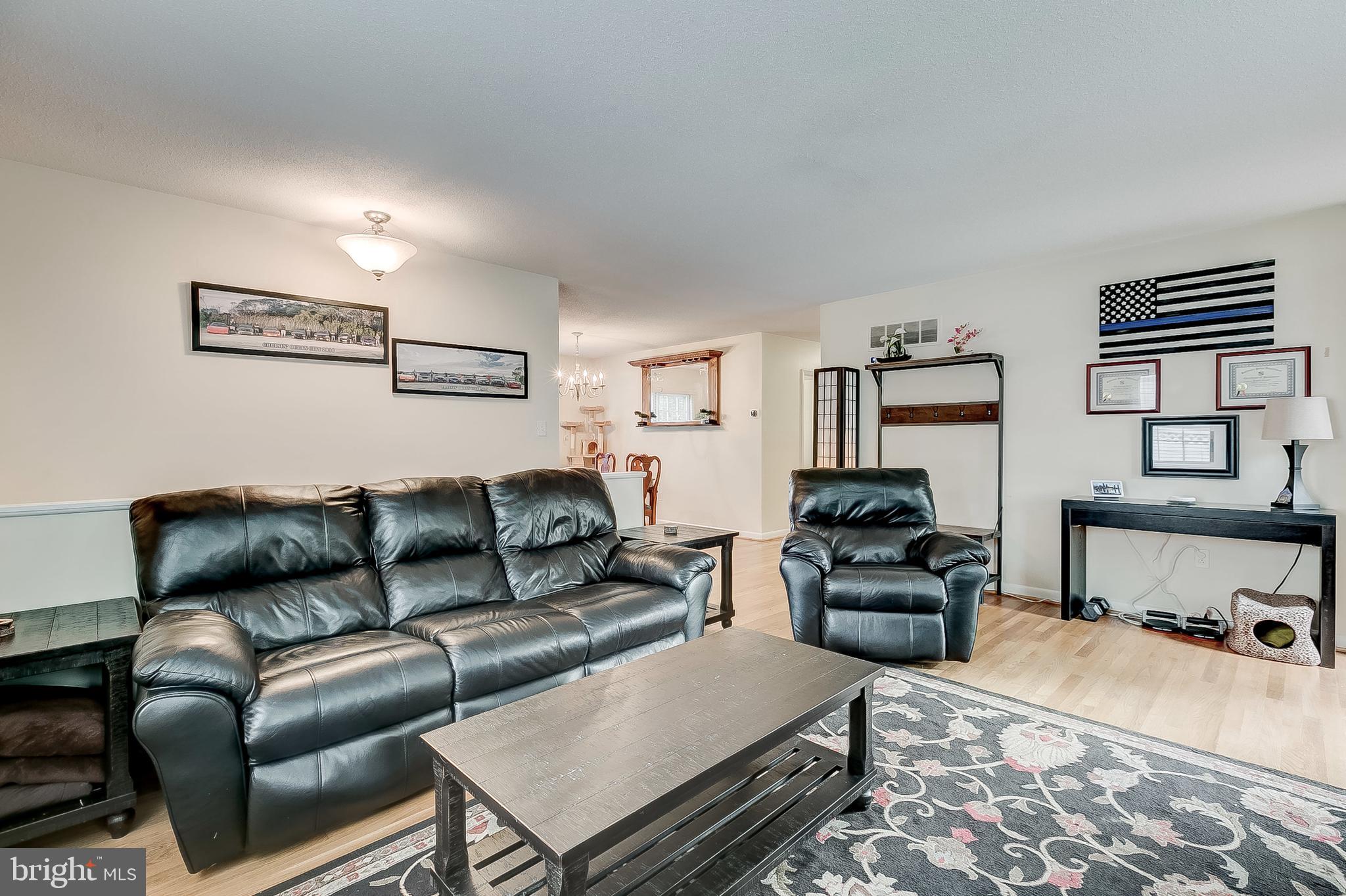 1213 Keithmont Road Baltimore, MD 21228 - Photo 8 of 32