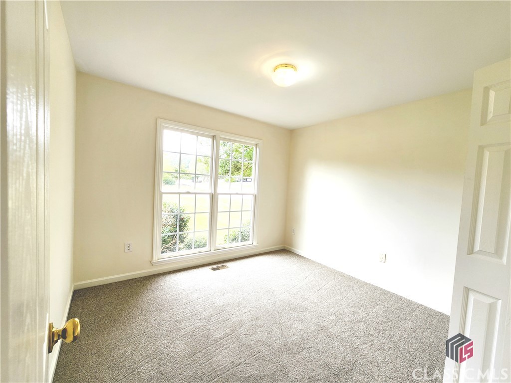 105 Yorkshire Road Bogart, GA 30622 - Photo 33 of 48 2nd bedroom with new carpet