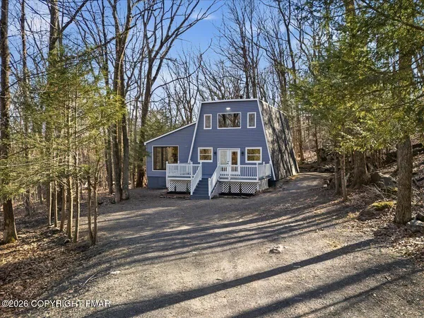 $389,000 | 3257 Trafalgar Avenue, East Stroudsburg, PA 18302