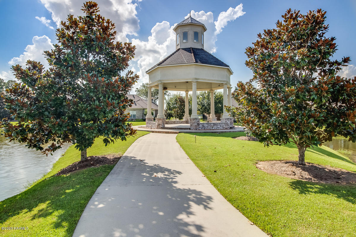 215 Rue De La Rochelle Broussard, LA 70518 - Photo 48 of 50 Mon Jardin Community-10