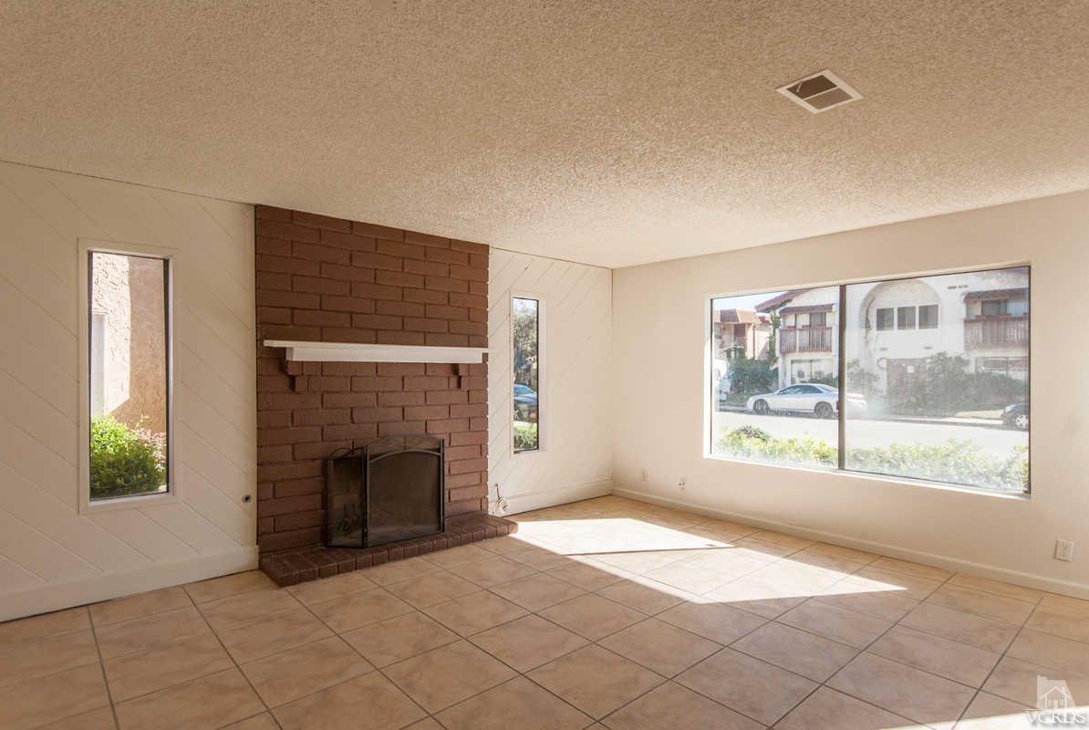 5125 West Wooley Road, Unit 1 Oxnard, CA 93035 - Photo 4 of 23 Additional Photo