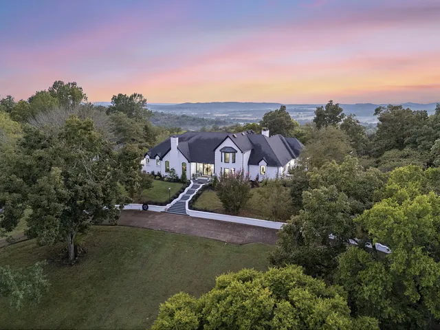 $1,950,000 | 2512 Lewisburg Highway, Fayetteville, TN 37334