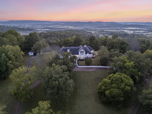 $1,950,000 | 2512 Lewisburg Highway, Fayetteville, TN 37334