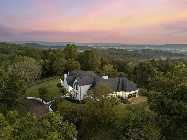$1,950,000 | 2512 Lewisburg Highway, Fayetteville, TN 37334