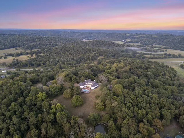 $1,950,000 | 2512 Lewisburg Highway, Fayetteville, TN 37334