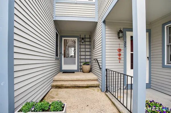 $649,000 | 23 Balmaha Cl, Fairfield, CT 06825