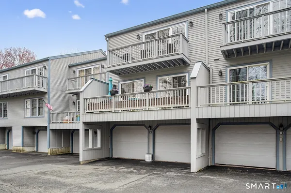 $649,000 | 23 Balmaha Cl, Fairfield, CT 06825