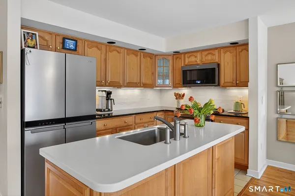 $649,000 | 23 Balmaha Cl, Fairfield, CT 06825