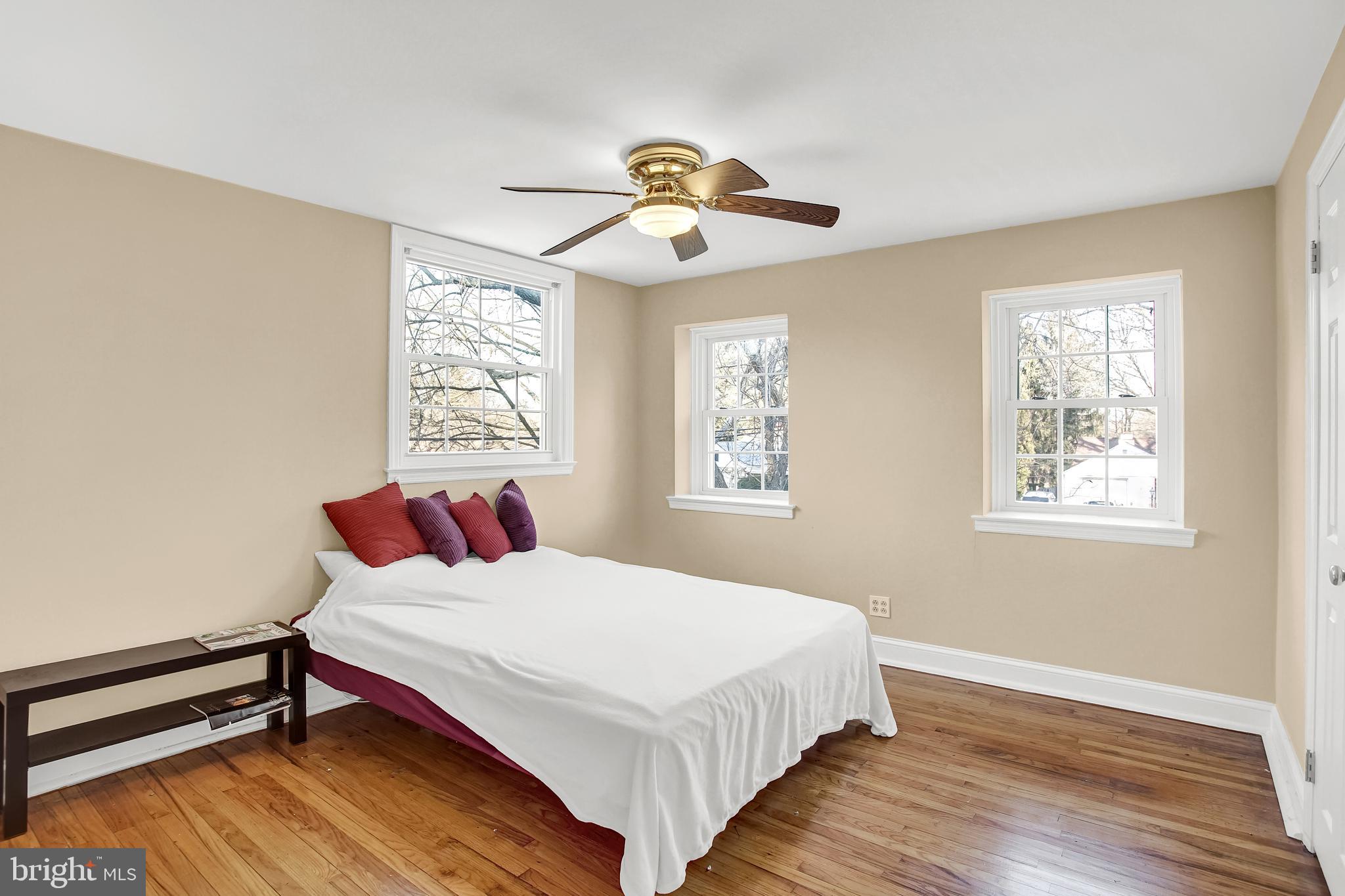 8024 Hammond Road Cheltenham, PA 19012 - Photo 22 of 32