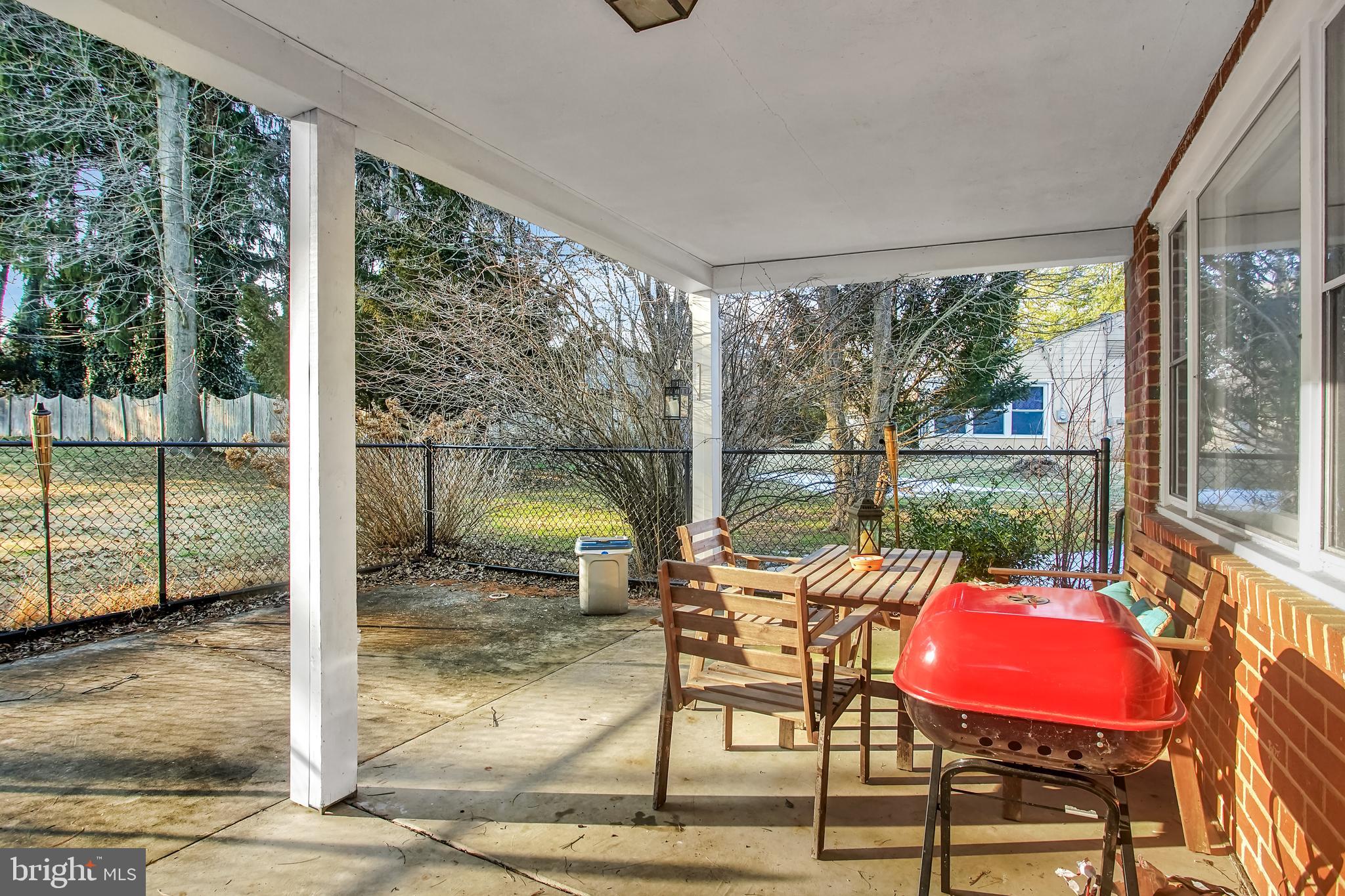 8024 Hammond Road Cheltenham, PA 19012 - Photo 29 of 32