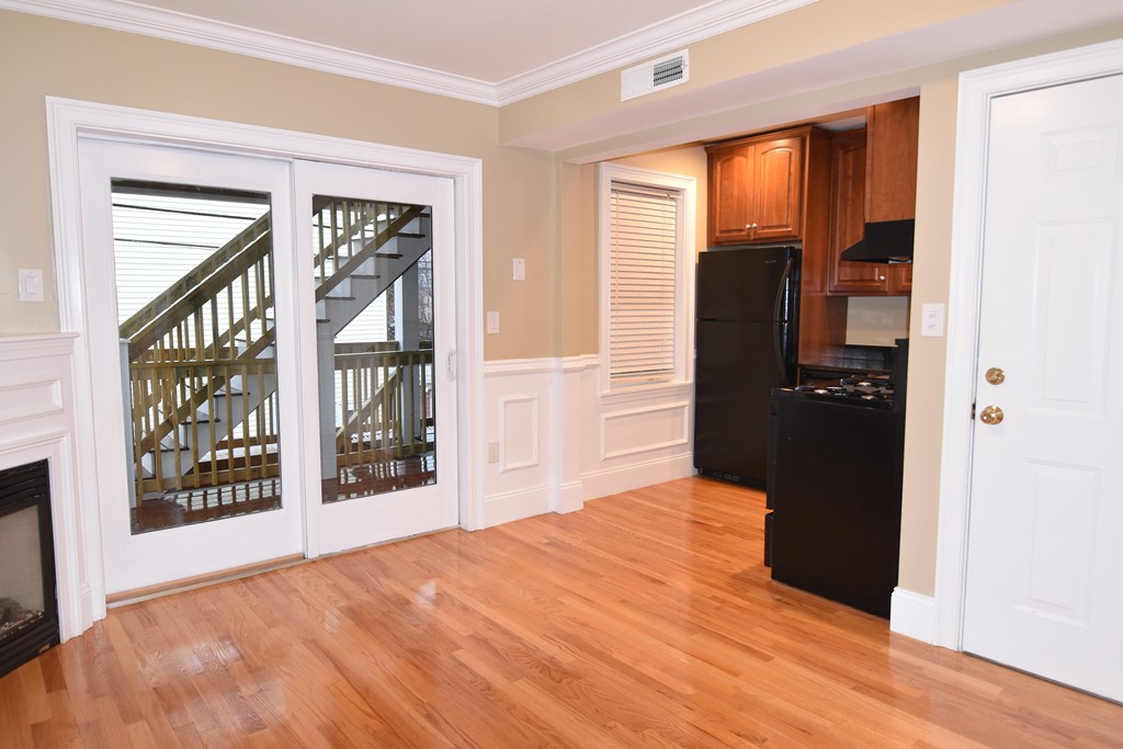 120 D Street, Unit 2 Boston, MA 02127 - Photo 4 of 10