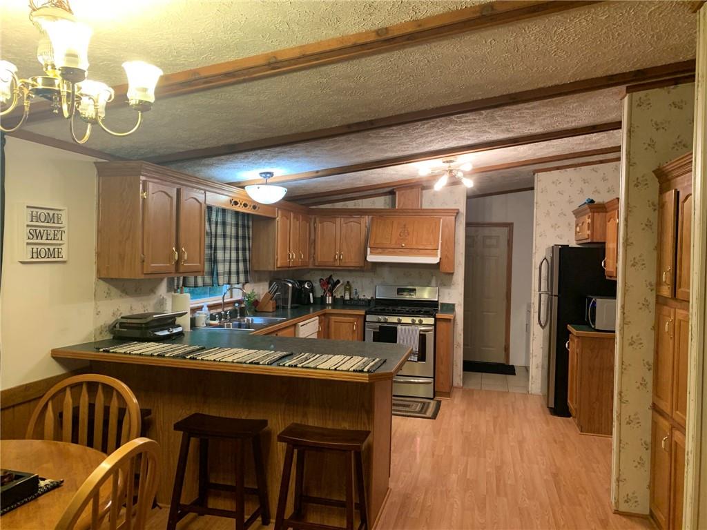 161 Kaiser Road Butler, PA 16002 - Photo 3 of 18