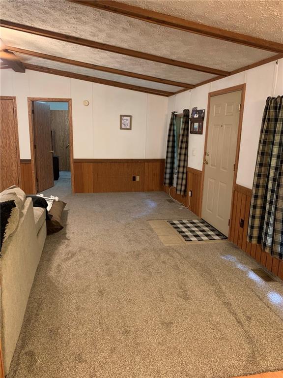 161 Kaiser Road Butler, PA 16002 - Photo 7 of 18