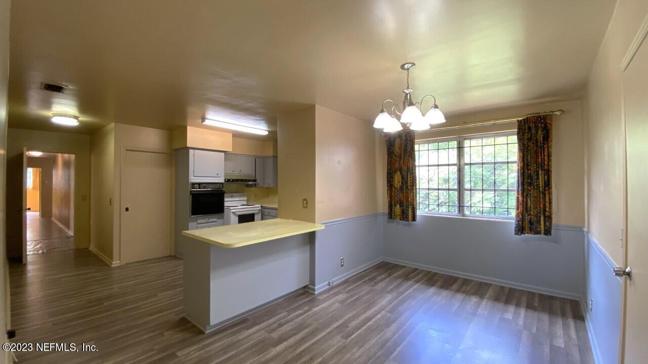 5956 Ellakel Road Jacksonville, FL 32208 - Photo 2 of 17 Kitchen