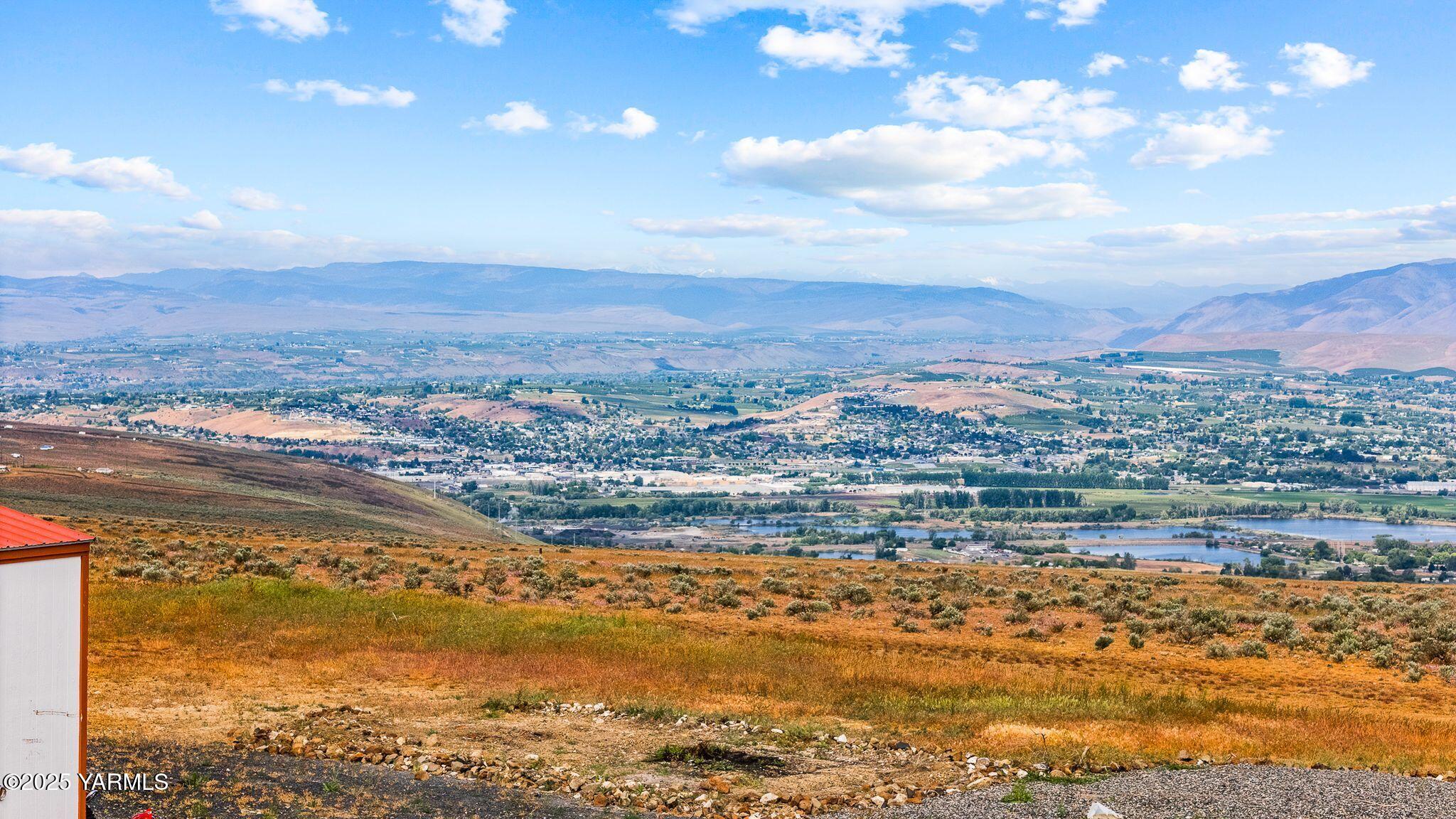 371 Woodward West Road Yakima, WA 98901 - Photo 13 of 15 371 Woodward West Rd-11