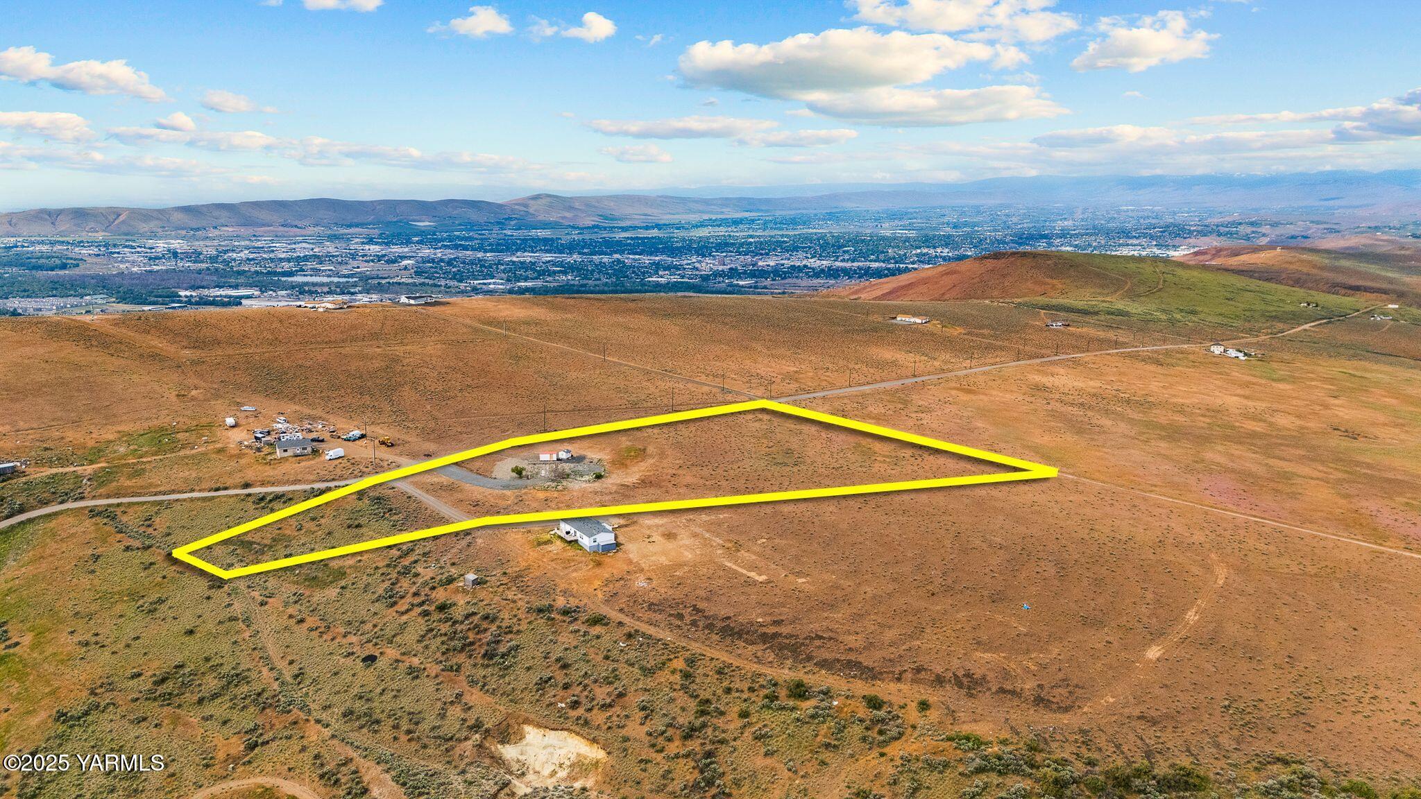 371 Woodward West Road Yakima, WA 98901 - Photo 9 of 15 371 Woodward West Rd-7 prop