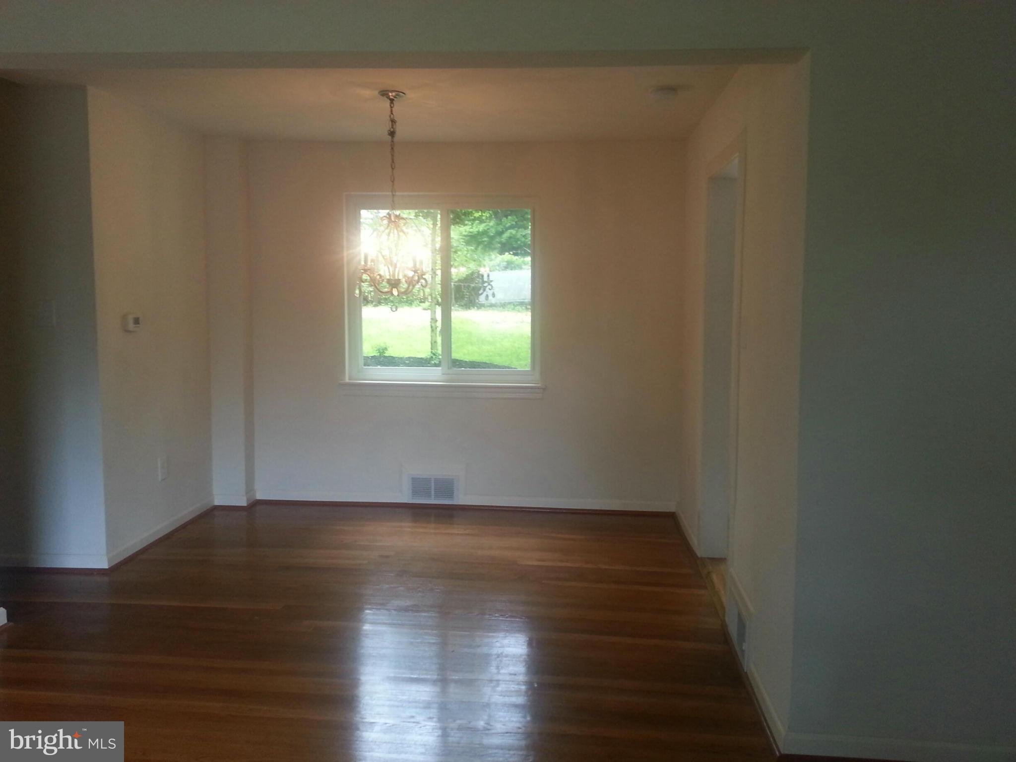 10402 Clinton Avenue Silver Spring, MD 20902 - Photo 7 of 10 Dining Room