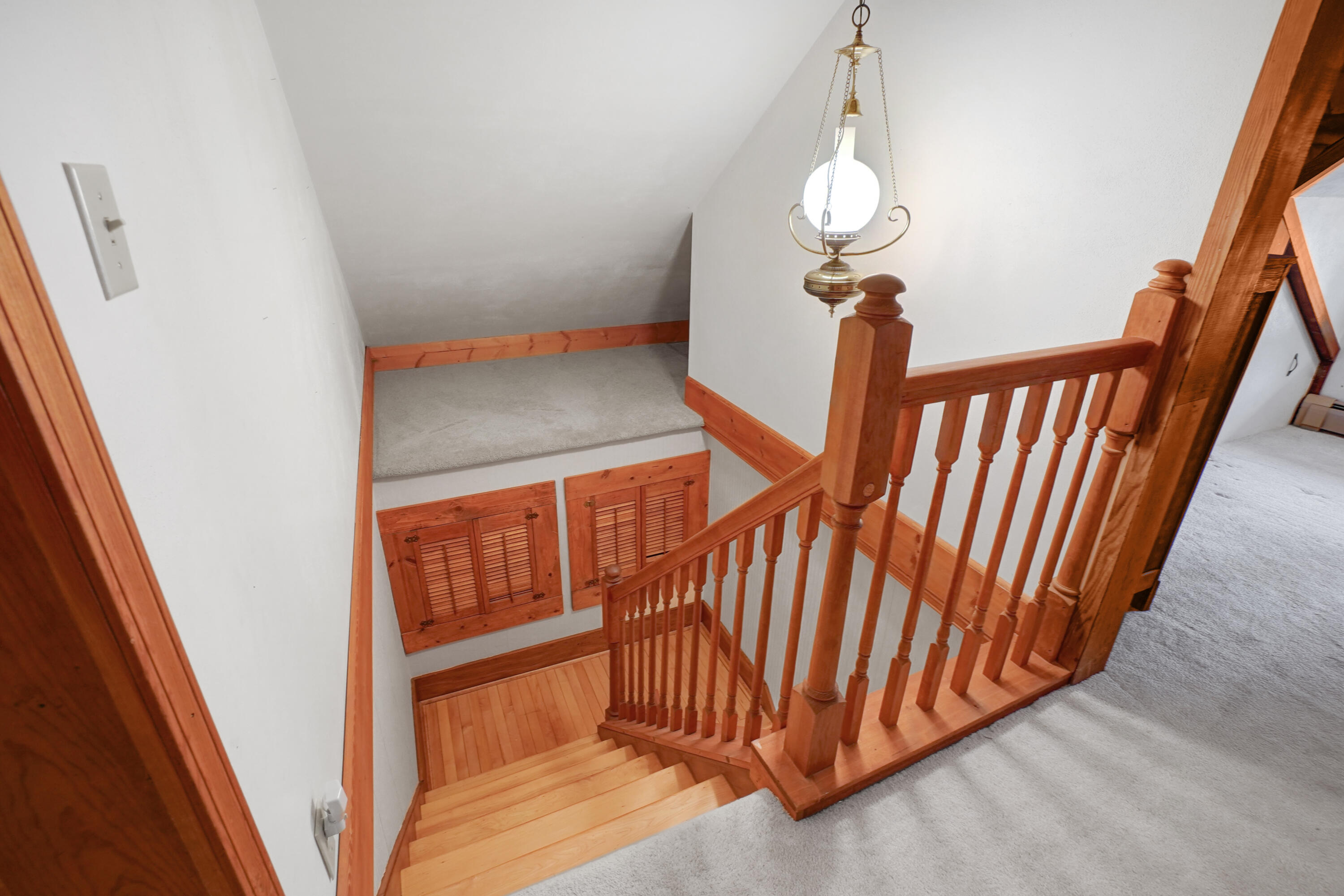156 Felix Street Wales, WI 53183 - Photo 21 of 39 Staircase
