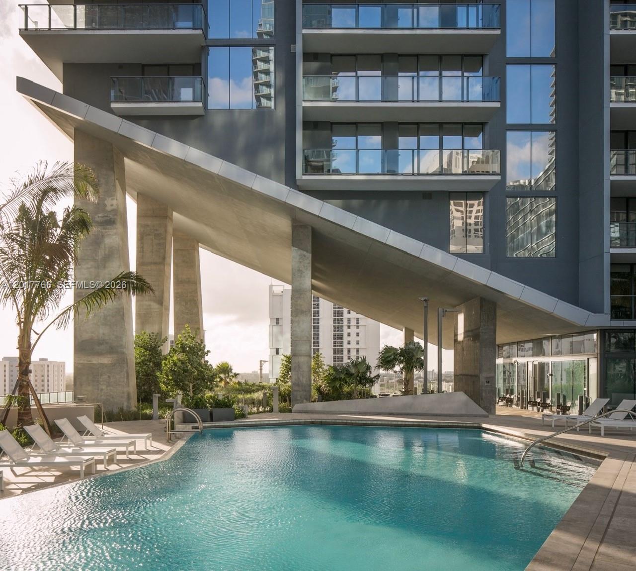 88 Southwest 7th Street, Unit PH4202 Miami, FL 33130 - Photo 71 of 88