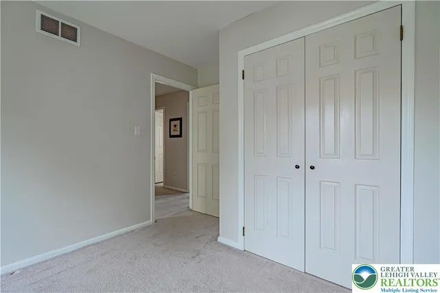 $2,300 | 4531 North Hedgerow Drive, Allentown, PA 18103