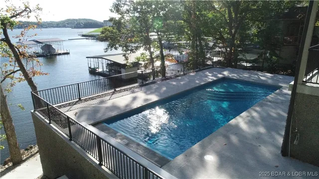 $3,485,000 | 185 Turn Bridge Court, Sunrise Beach, MO 65079