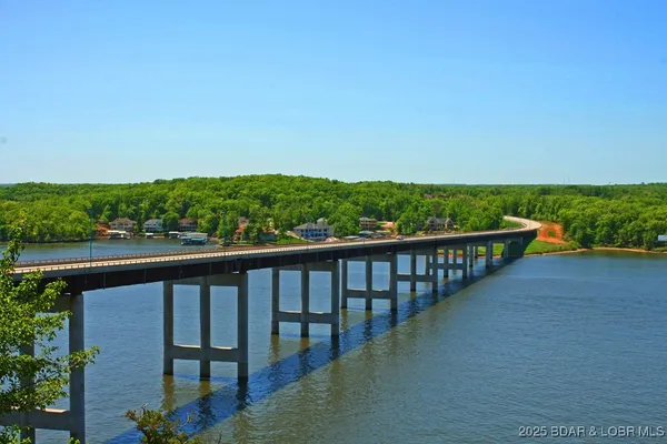 $3,485,000 | 185 Turn Bridge Court, Sunrise Beach, MO 65079