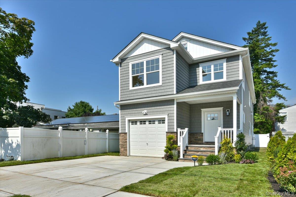 44 Bell Street Valley Stream, NY 11580 - Photo 1 of 27