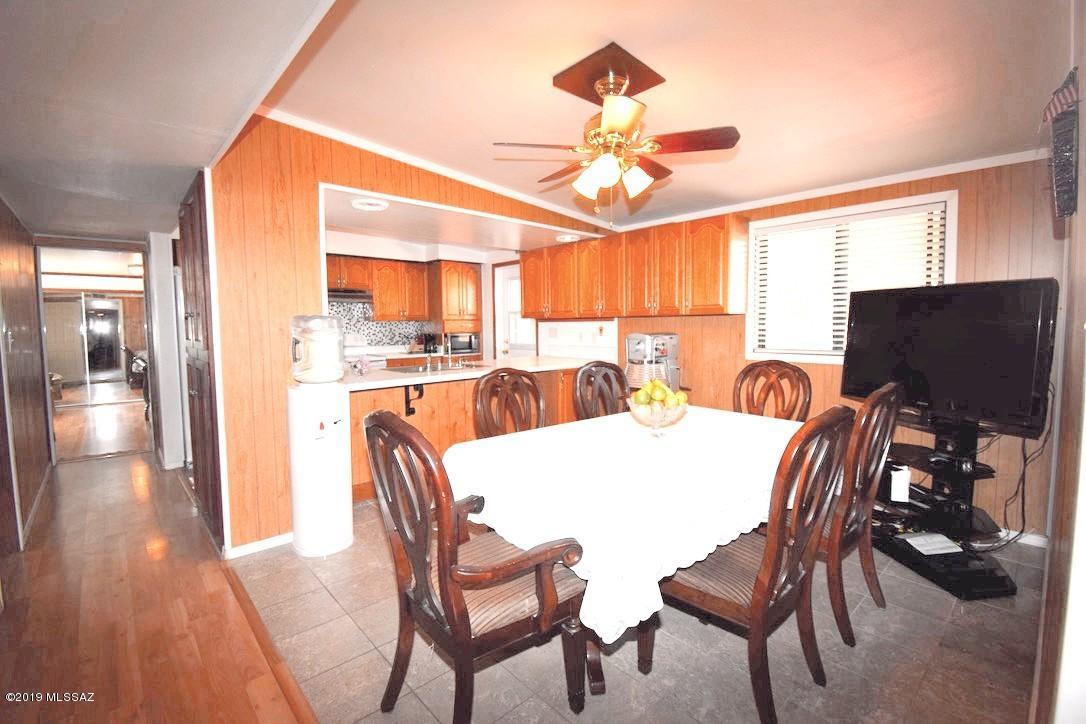 1458 West Roller Coaster Road Tucson, AZ 85704 - Photo 9 of 29 Gallery Image 9