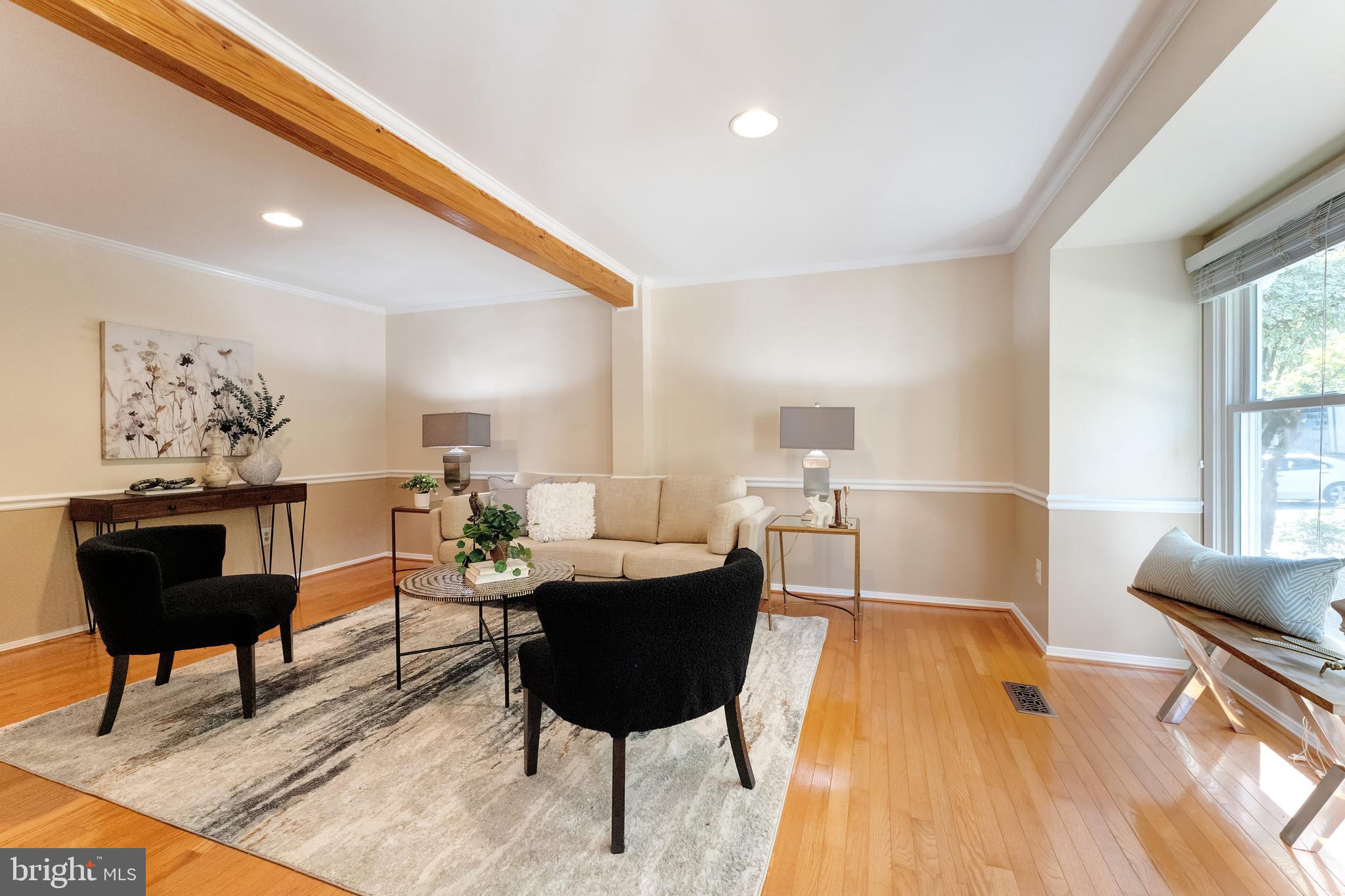 1512 Poplar Grove Drive Reston, VA 20194 - Photo 36 of 70 a living room with furniture and a table
