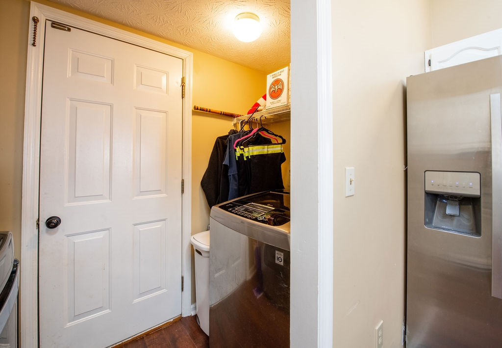 6348 Hampton Ridge Drive Florence, KY 41042 - Photo 6 of 28 Gallery Image 6
