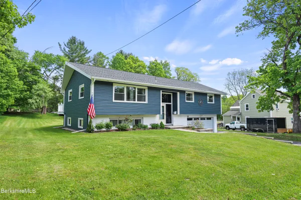 $349,900 | 10 Oswald Avenue, Pittsfield, MA 01201
