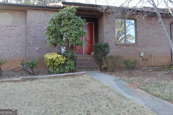 $1,450 | 1517 Stoneleigh Way, Stone Mountain, GA 30088