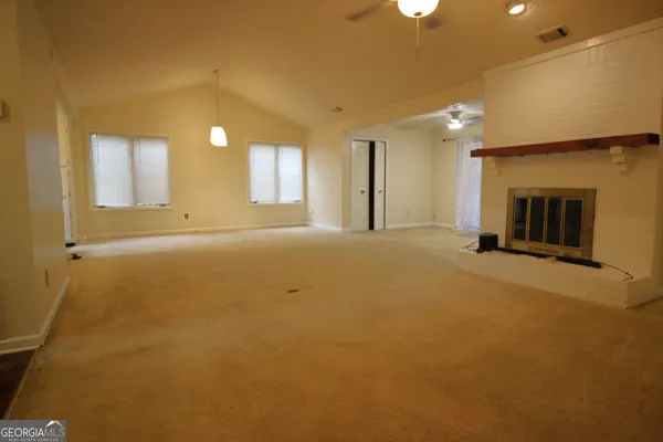 $1,450 | 1517 Stoneleigh Way, Stone Mountain, GA 30088