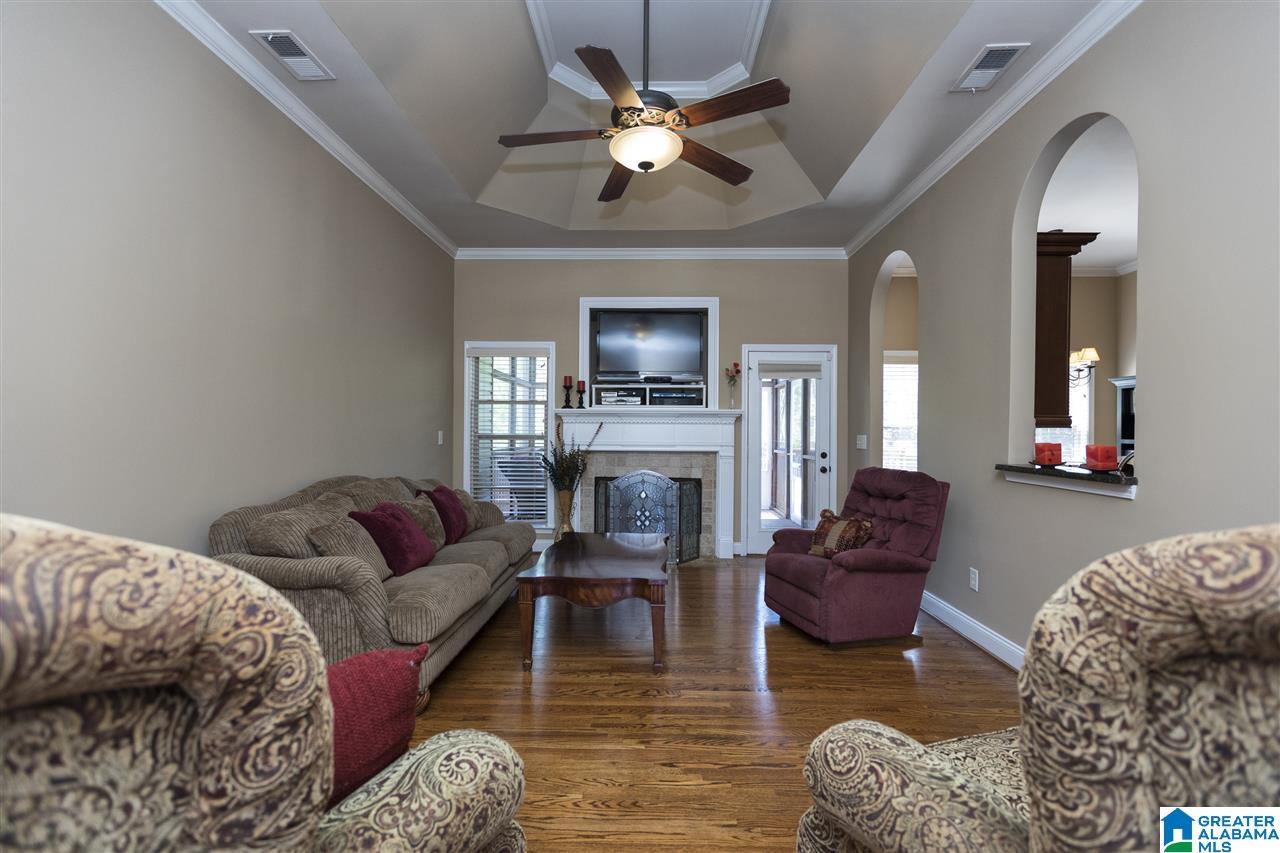 209 Widgeon Circle Alabaster, AL 35007 - Photo 11 of 49