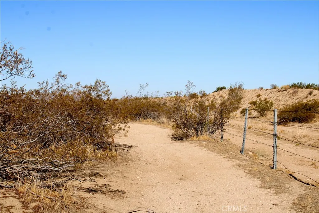 11 Sacramento Road Phelan, CA 92371 - Photo 13 of 13 a view of ocean