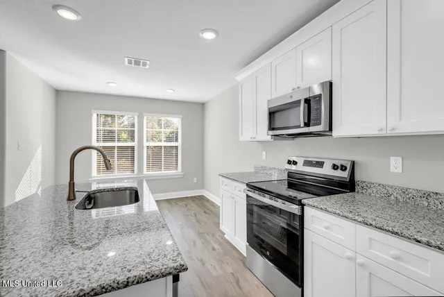 $1,950 | 14458 Quail Ridge Drive, Gulfport, MS 39503